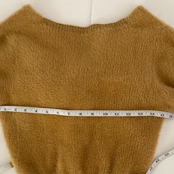 LOVE TREE Sweater - Picture 9 of 9